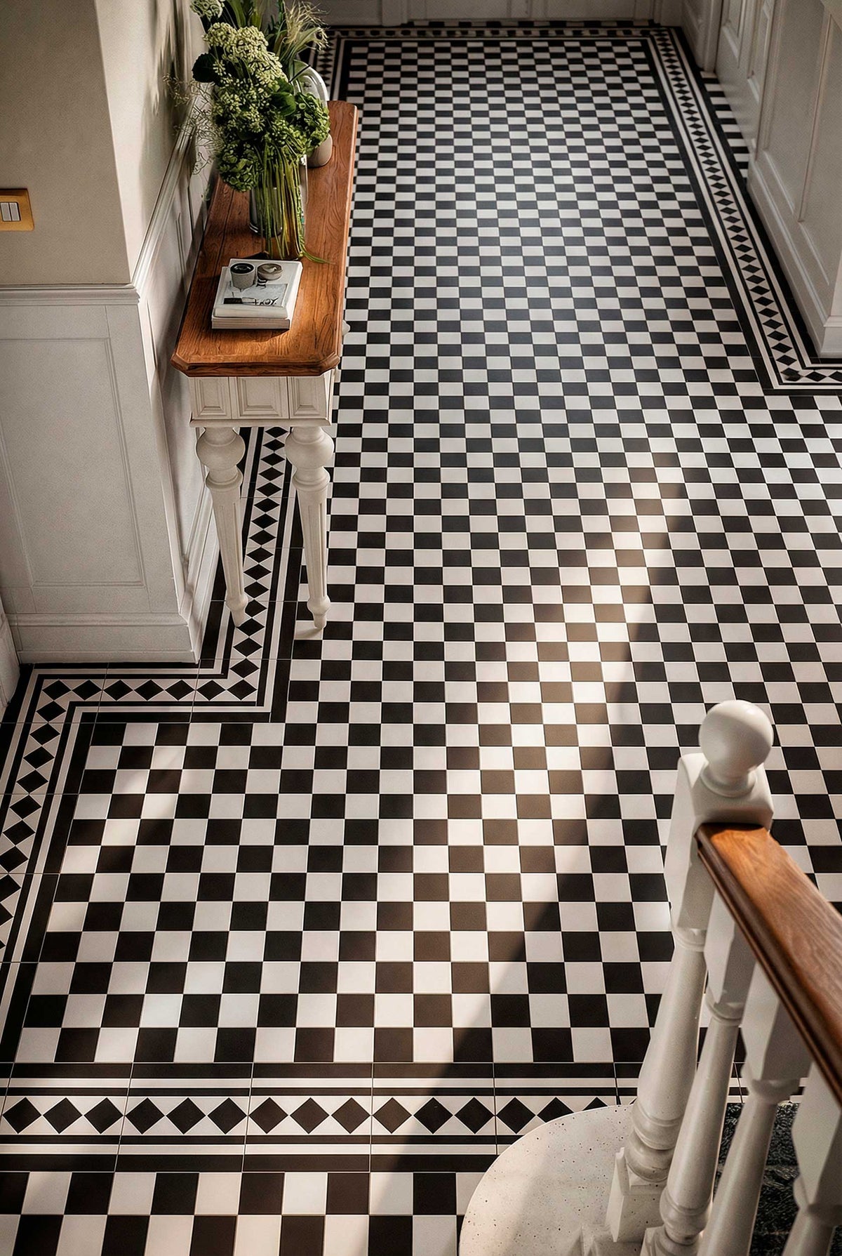 Charlotte Checker Black 45x45cm - £36.99 per M²