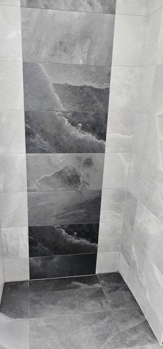 Black Salt 30x60cm - £41.99 per M²