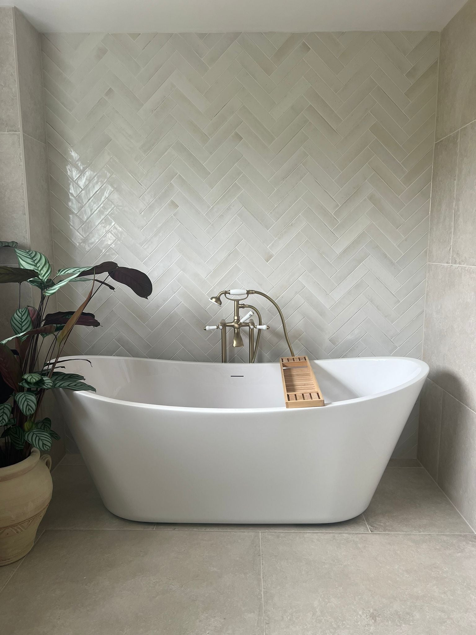Loom Warm White 6x24cm - £59.99 per M²