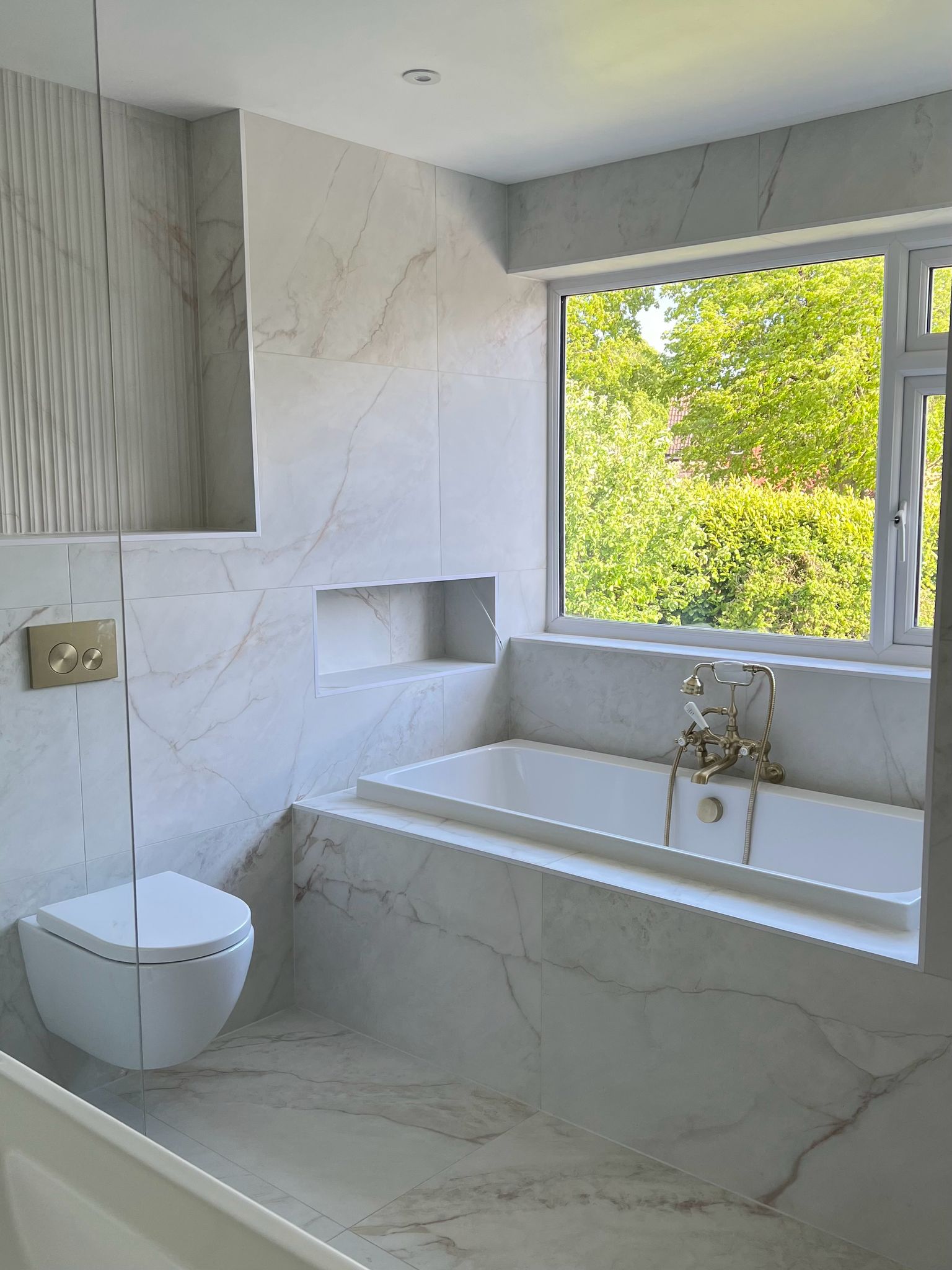 Lia White Matt 60x120cm - £52.99 per M²