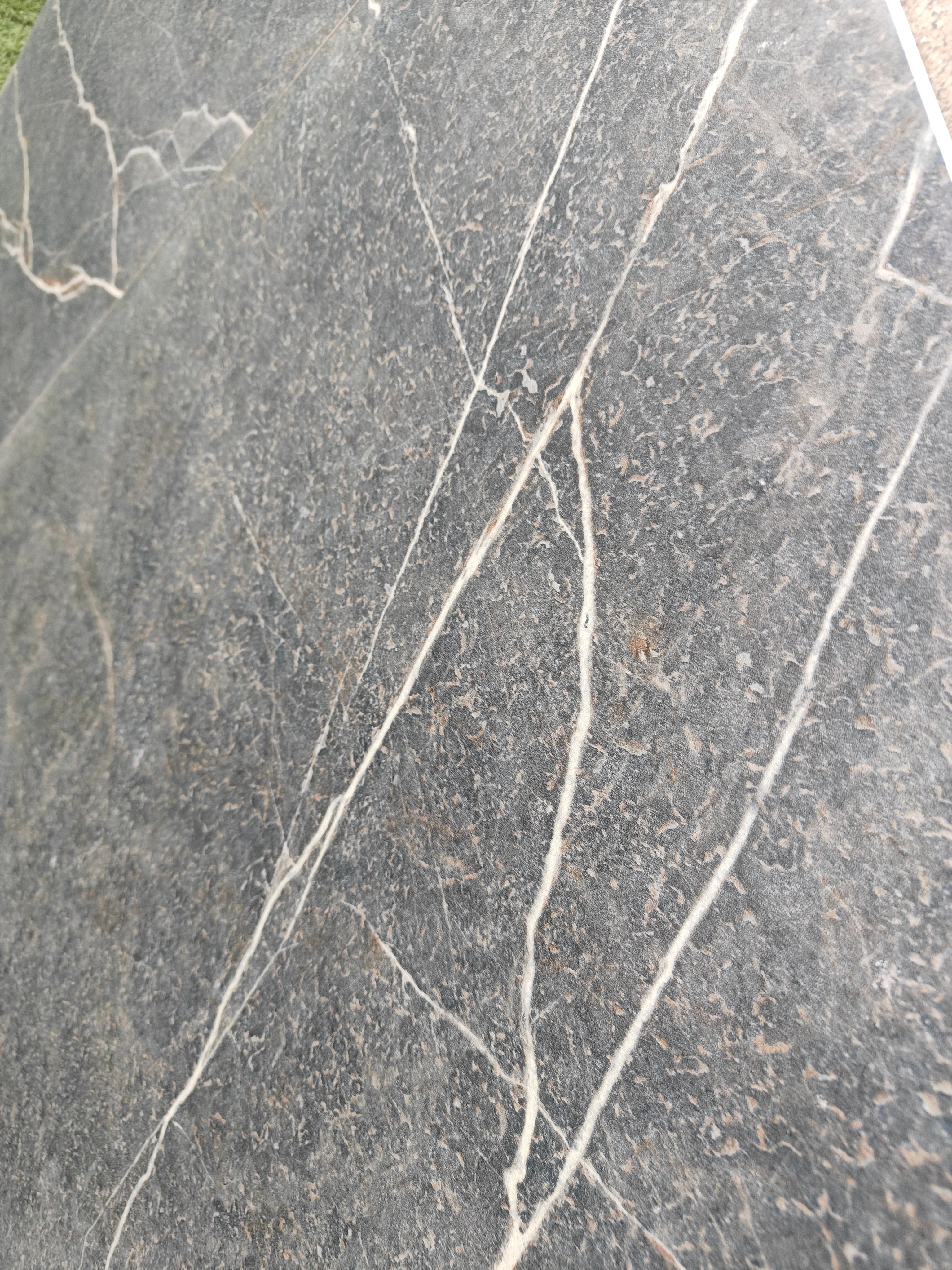 Bello Anthracite 60x90x2cm Paver - £32.00 per M²