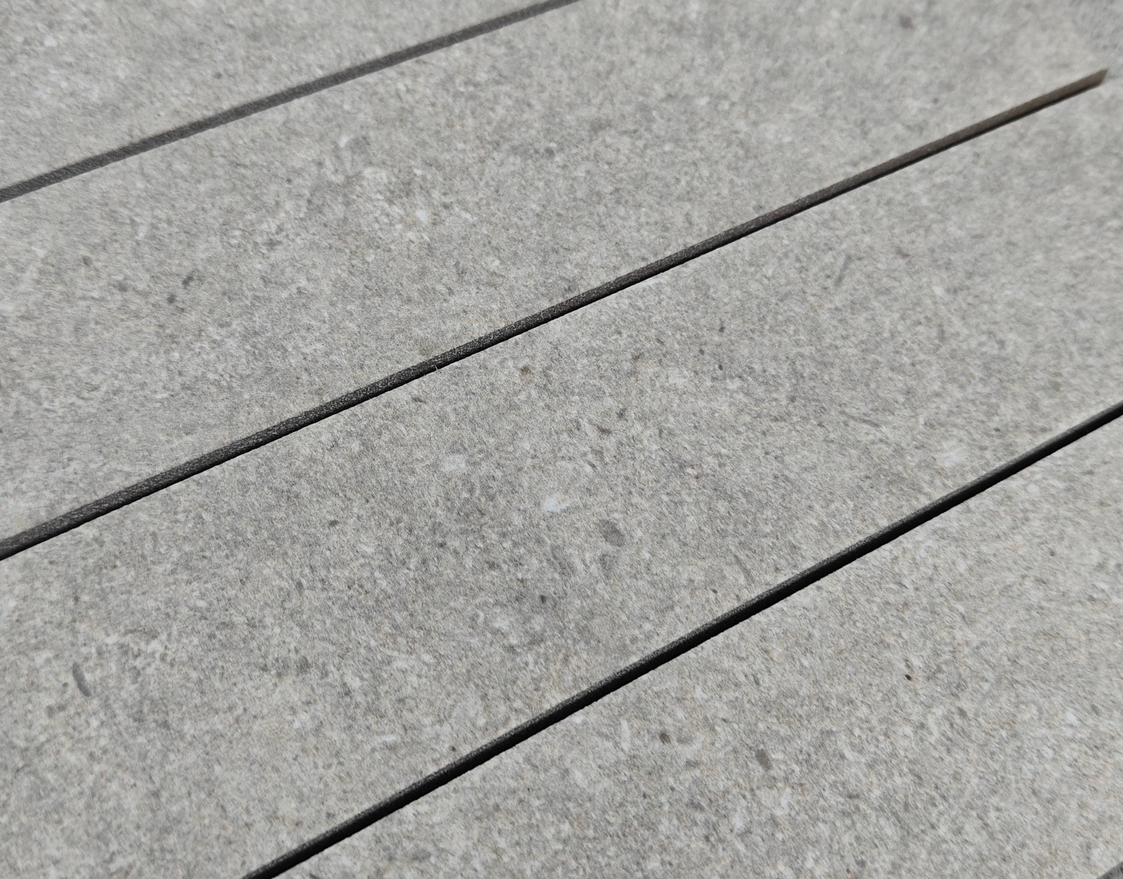 Lutz Brick Grey 4.8x20cm - £42.99 per M²
