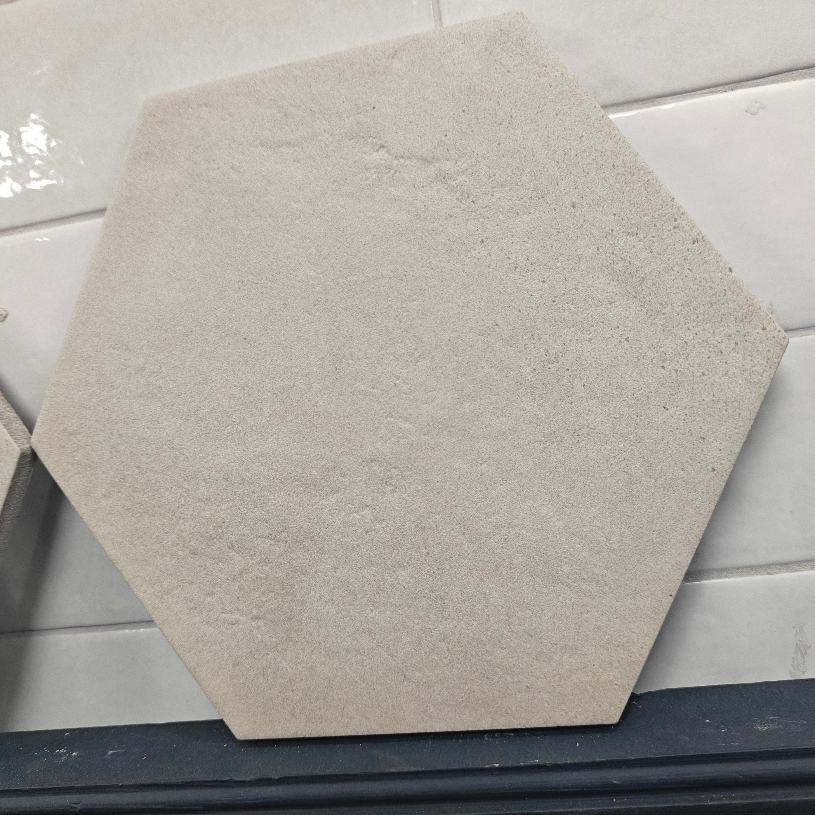 Rewind Corda Hex 18.2x21cm - £21.99 per M²