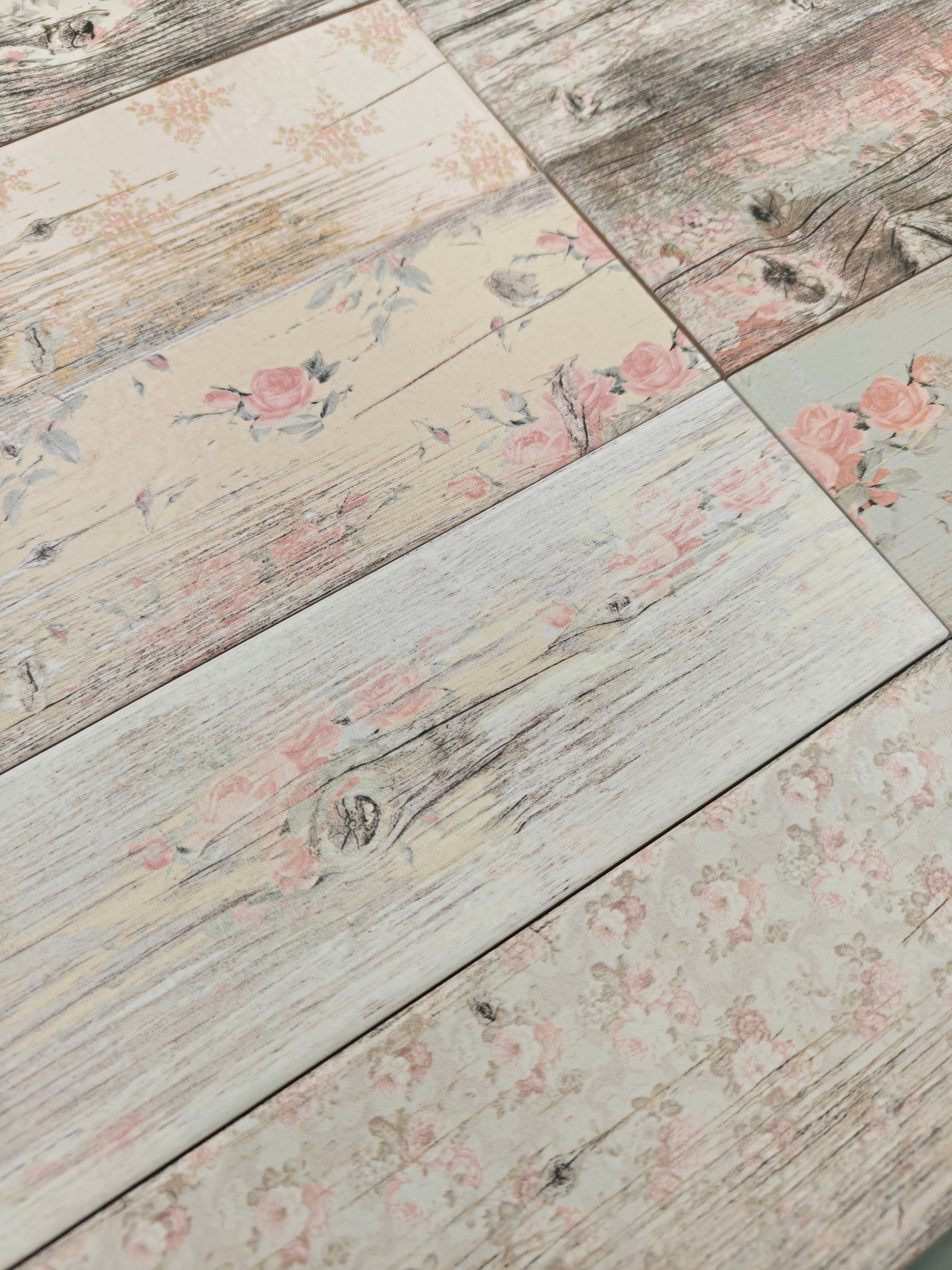 Java Wood Floral 7.5x22.5cm - £38.99 per M²