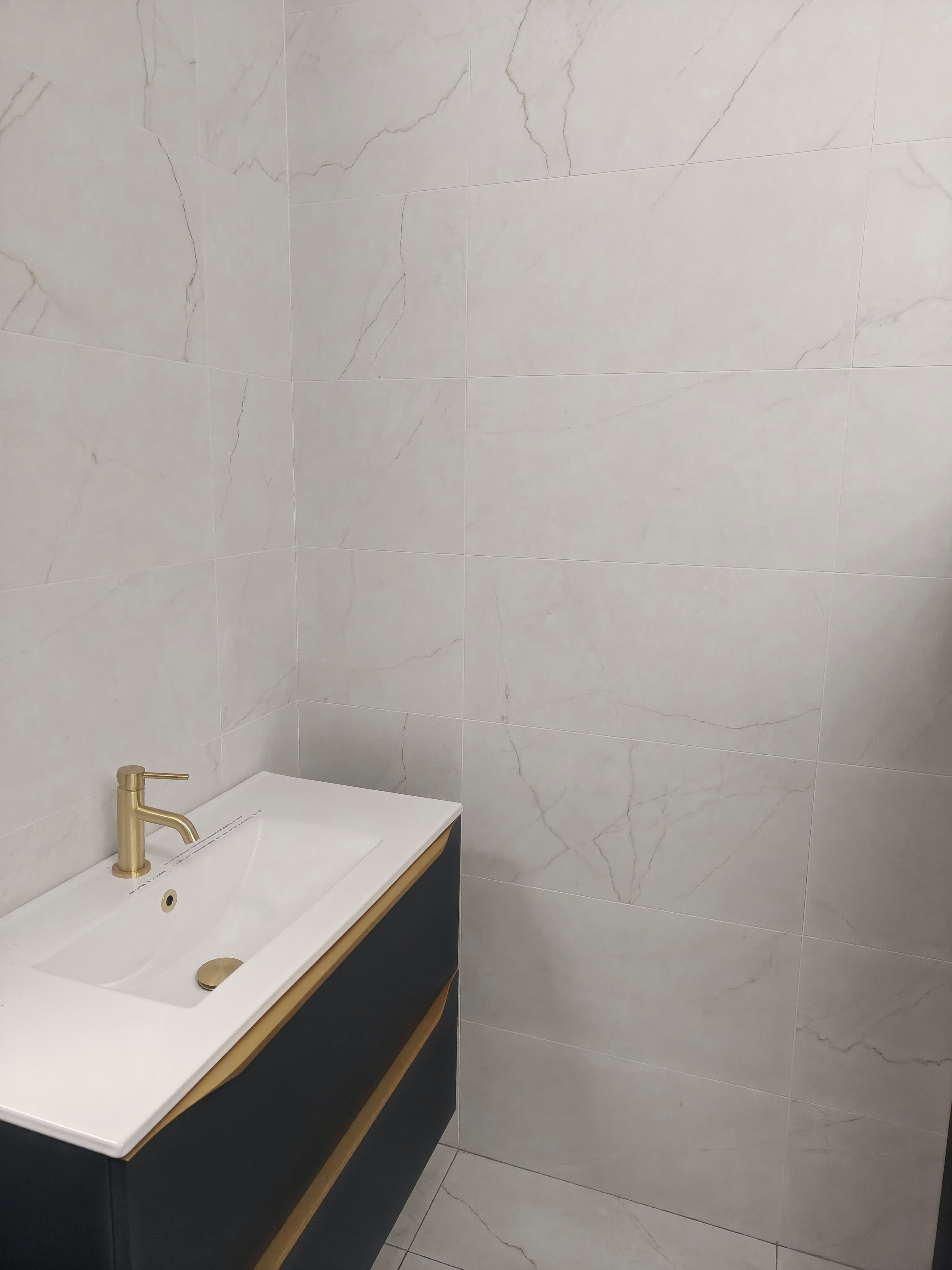 Class Bianco Matt 30x60cm - £36.99 per M²