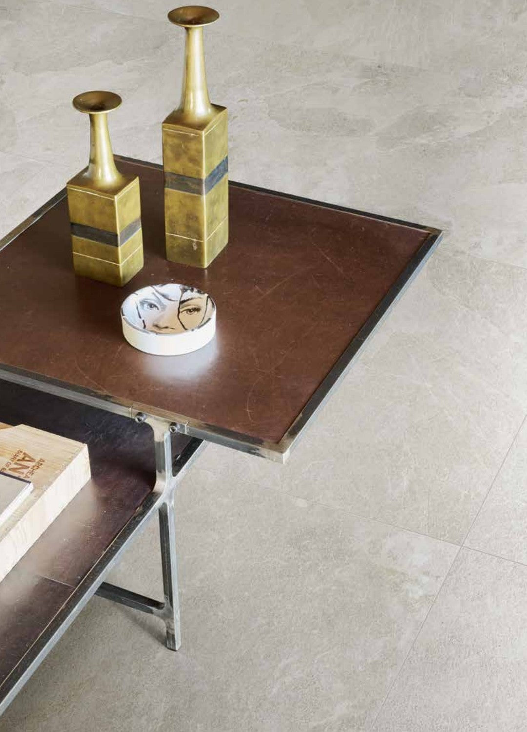 Ligure Blanco 60x120cm Italian porcelain tile from Marazzi with elegant decor accents.